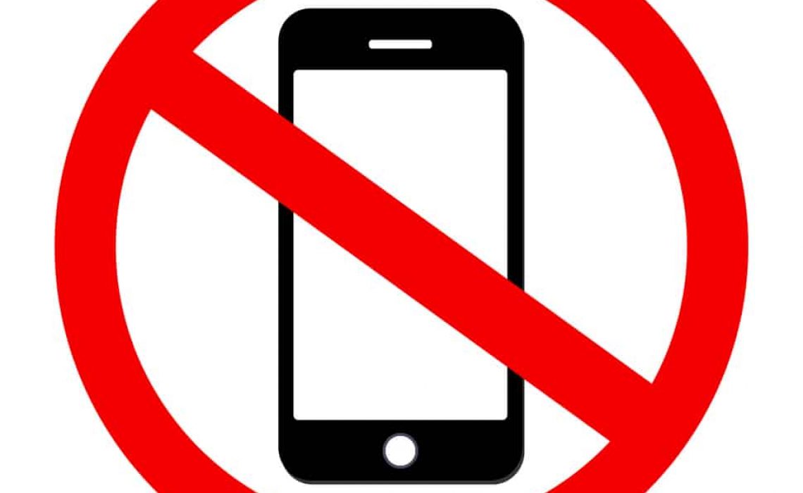 Warning Icon Don't use mobile phone symbol. No mobile phone sign. Mobile Phone prohibited. No cell phone sign.Sign